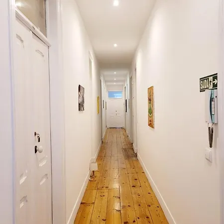 Gambori Хостел